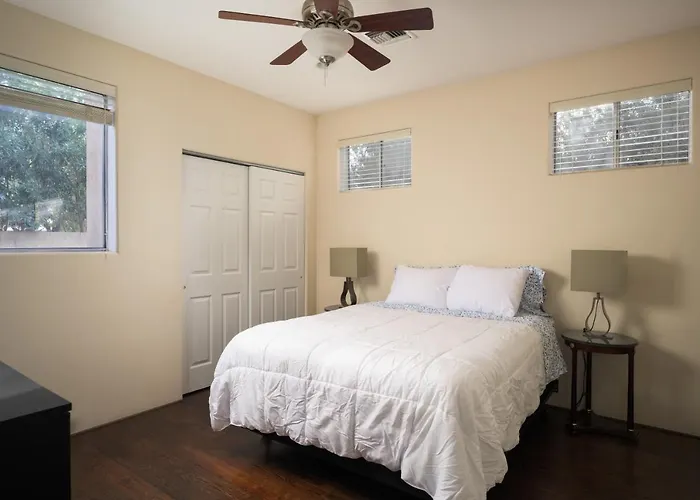 Luxury 2ba/2br, Separate Building, Private Basketball Court, Prime Neighborhood